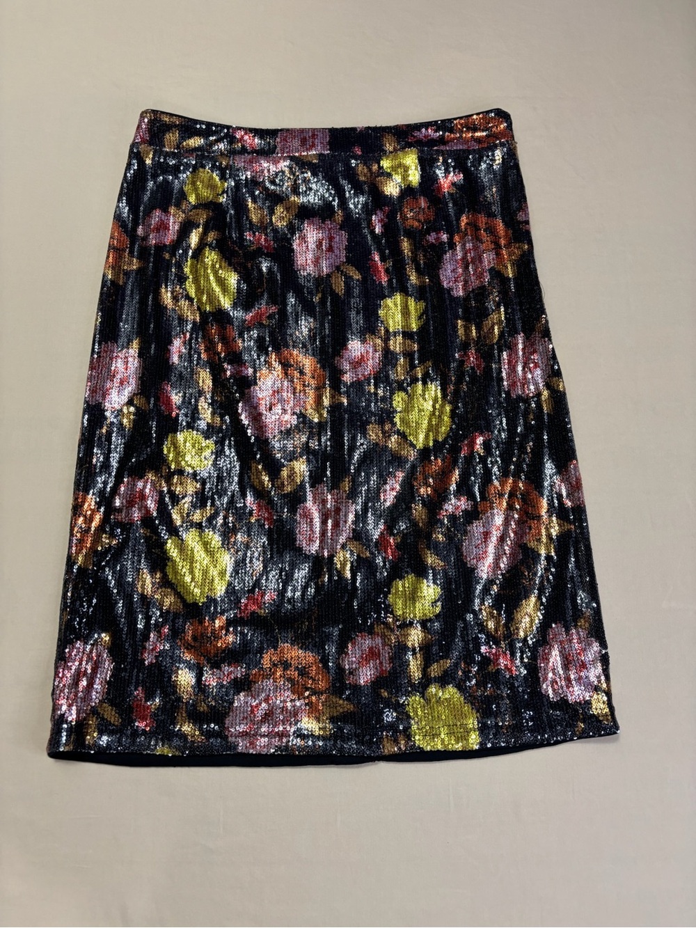 G.I.L.I. Black Sequin Pencil Skirt with Pink & Yellow Floral Accents Women's 12